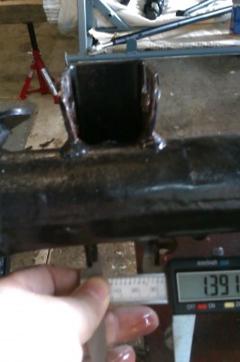 REAR AXLE TRAILING ARM BRACKET (AXLE END) POST &quot;PERSUASION&quot; ON ONE SIDE