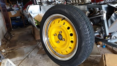 wheel no hub.jpg